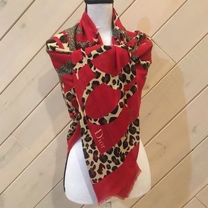 CHRISTIAN DIOR😍 SCARF 54X54” VERY LARGE❤️